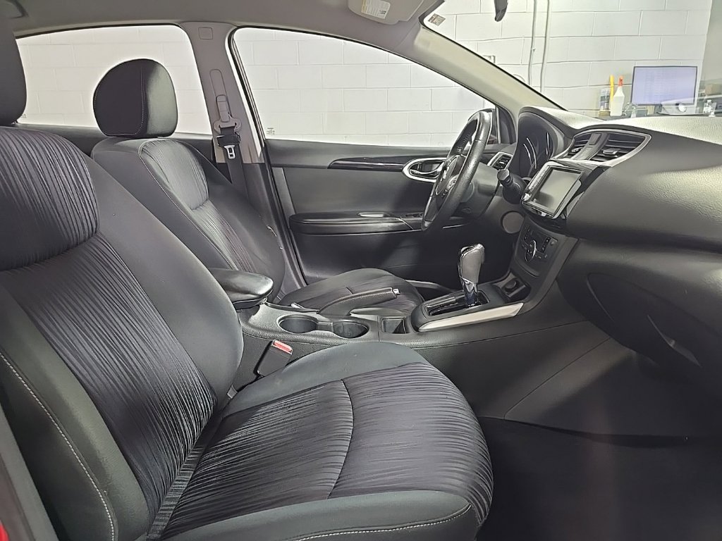 Used 2019 Nissan Sentra SV FWD image 29