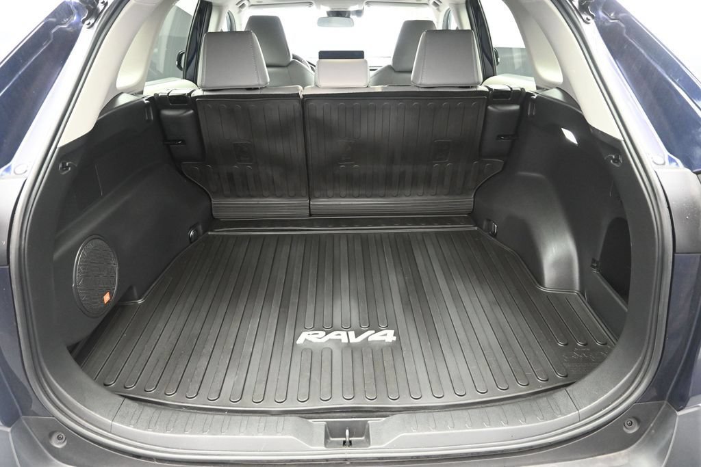 Used 2023 Toyota RAV4 XLE Premium AWD/4WD image 34