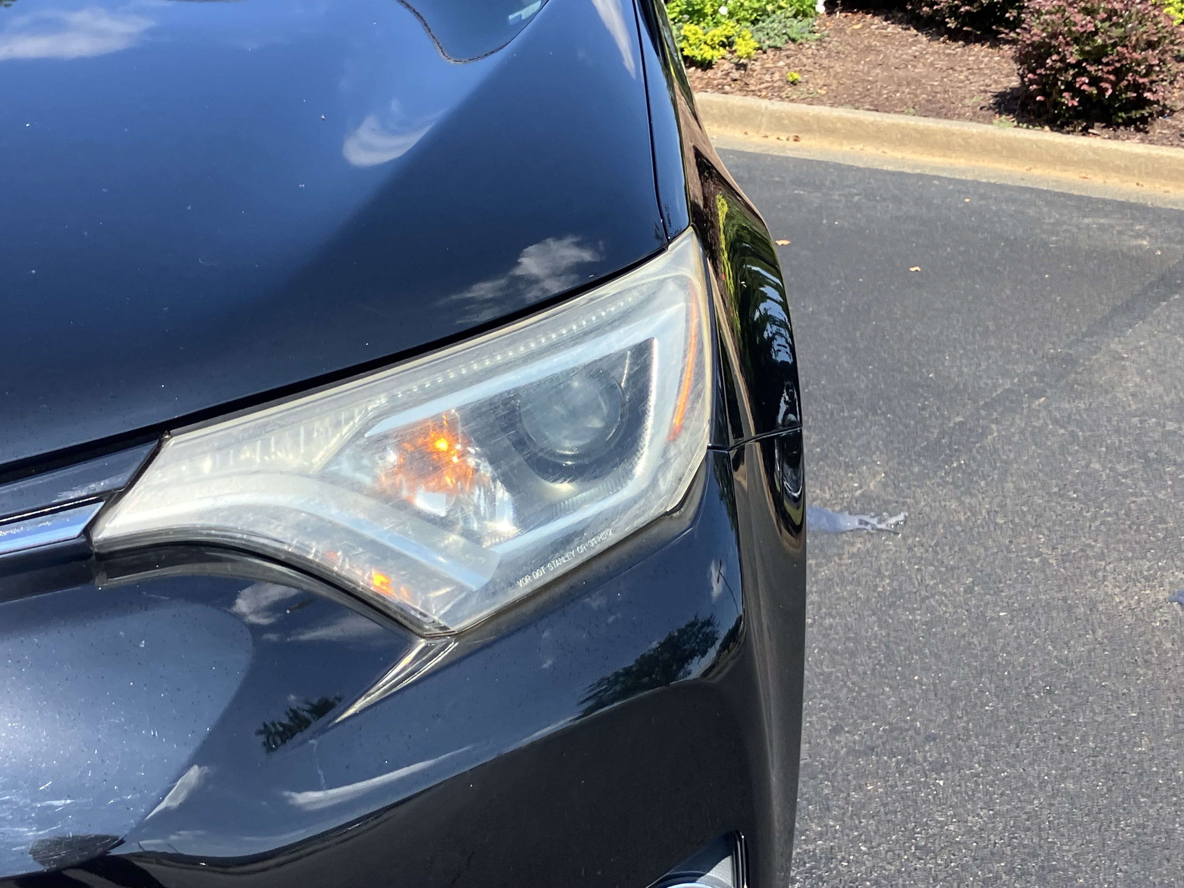 Used 2016 Toyota RAV4 XLE FWD image 5