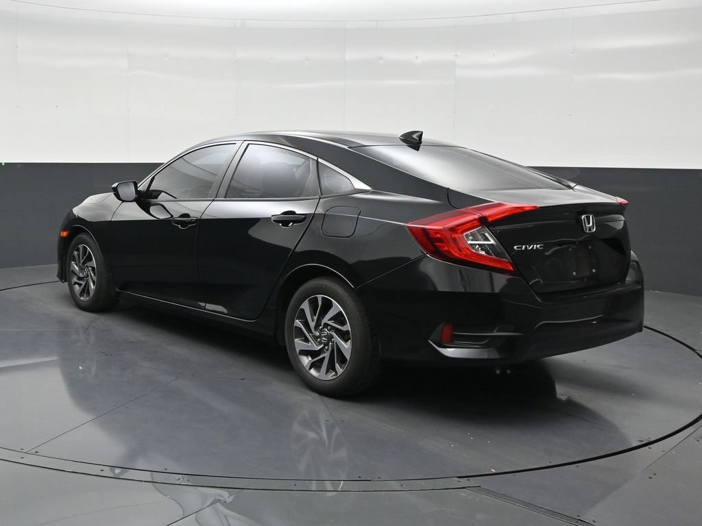 Used 2017 Honda Civic EX image 3