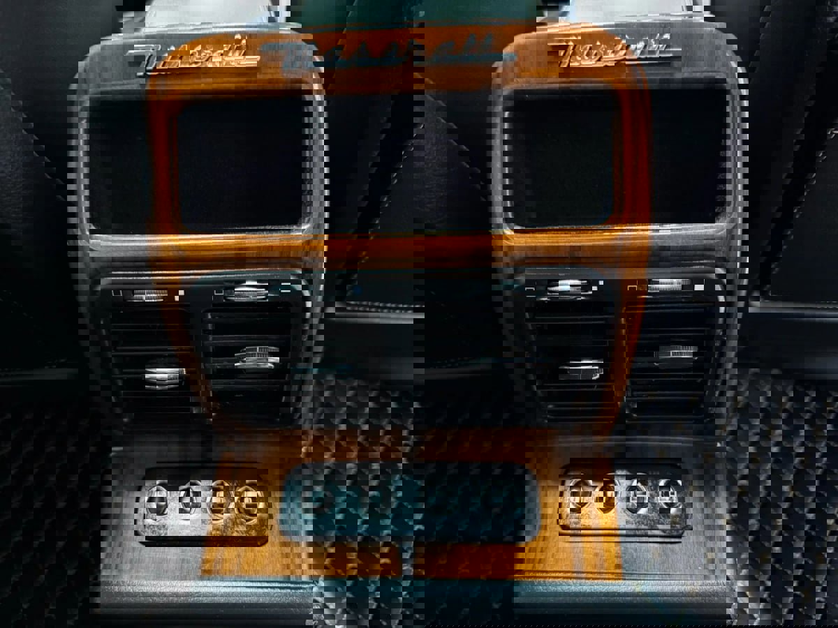 Used 2006 Maserati Quattroporte image 32