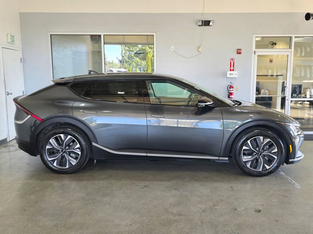 Used 2024 Kia EV6 Light image 4
