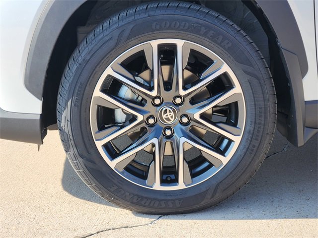 New 2026 Toyota Corolla Cross XLE image 8