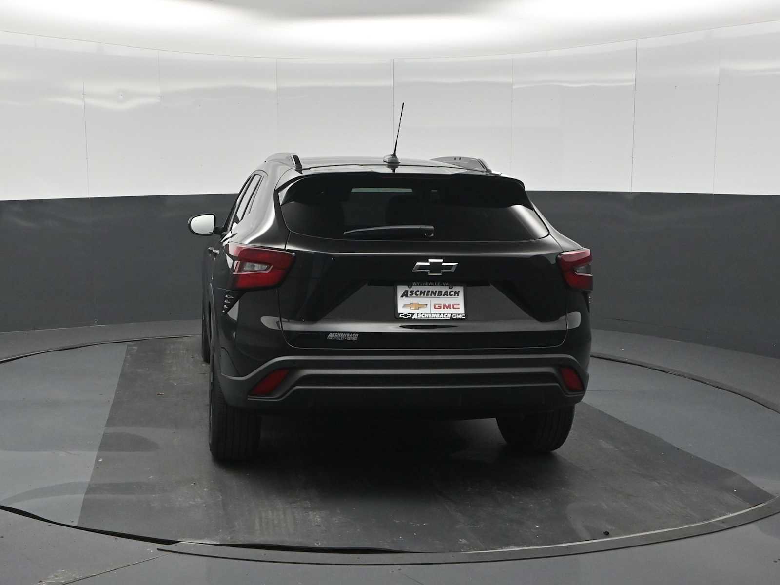 New 2026 Chevrolet Trax LT w/ Driver Confidence Package FWD image 7