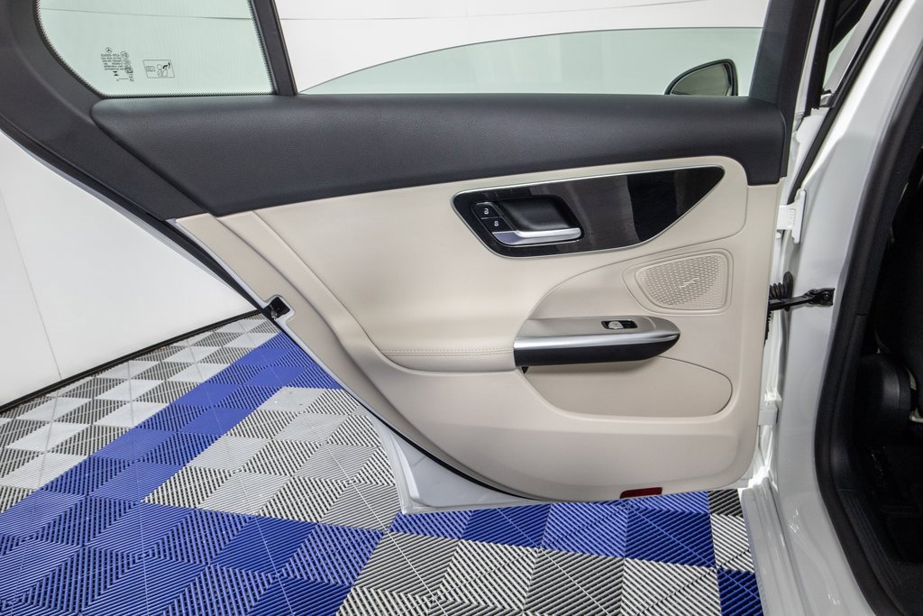 Used 2024 Mercedes-Benz C 300 4MATIC Sedan image 13