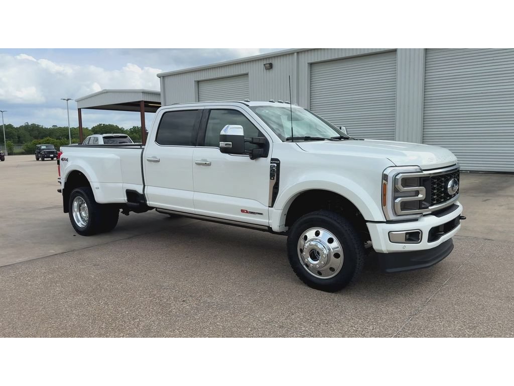 Used 2026 Ford F450 Platinum w/ Platinum Plus Package AWD/4WD image 2