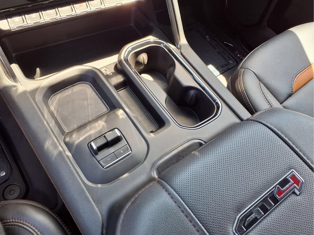 Used 2025 GMC Sierra 2500 AT4 AWD/4WD image 13
