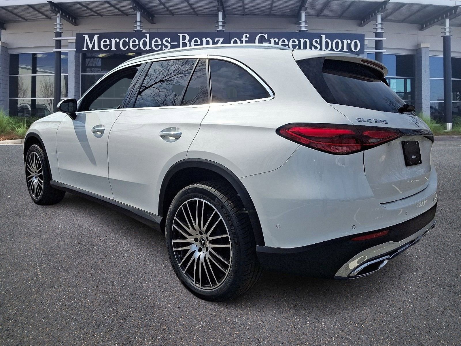 New 2026 Mercedes-Benz GLC 300 4MATIC image 4