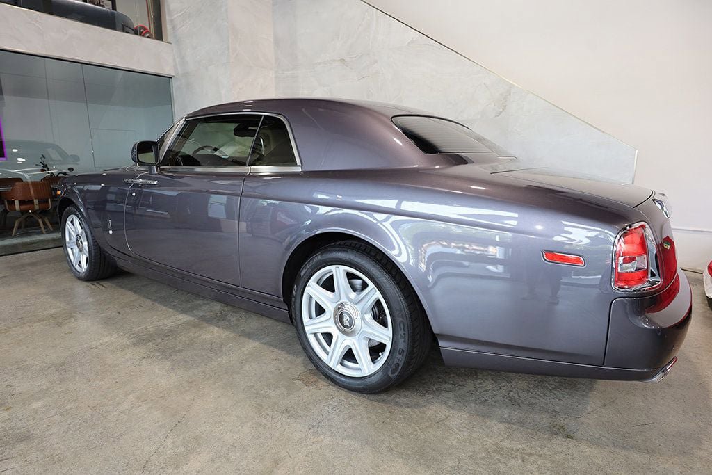 Used 2010 Rolls-Royce Phantom Coupe RWD image 5