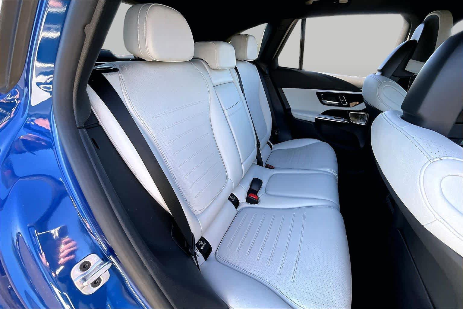 Used 2023 Mercedes-Benz GLC 300 image 19