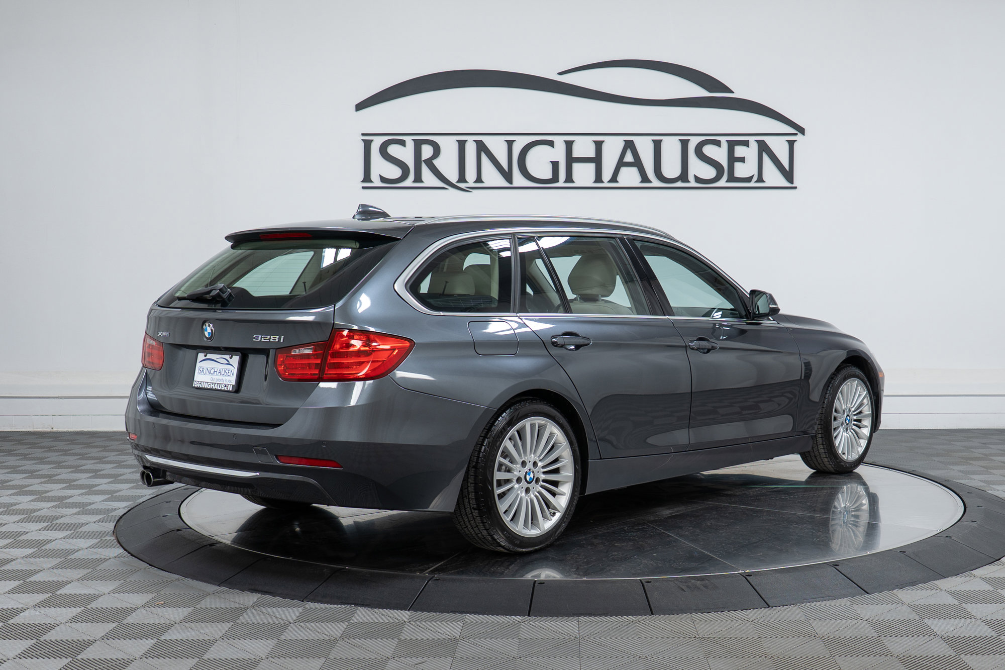 Used 2015 BMW 328i xDrive Wagon image 5