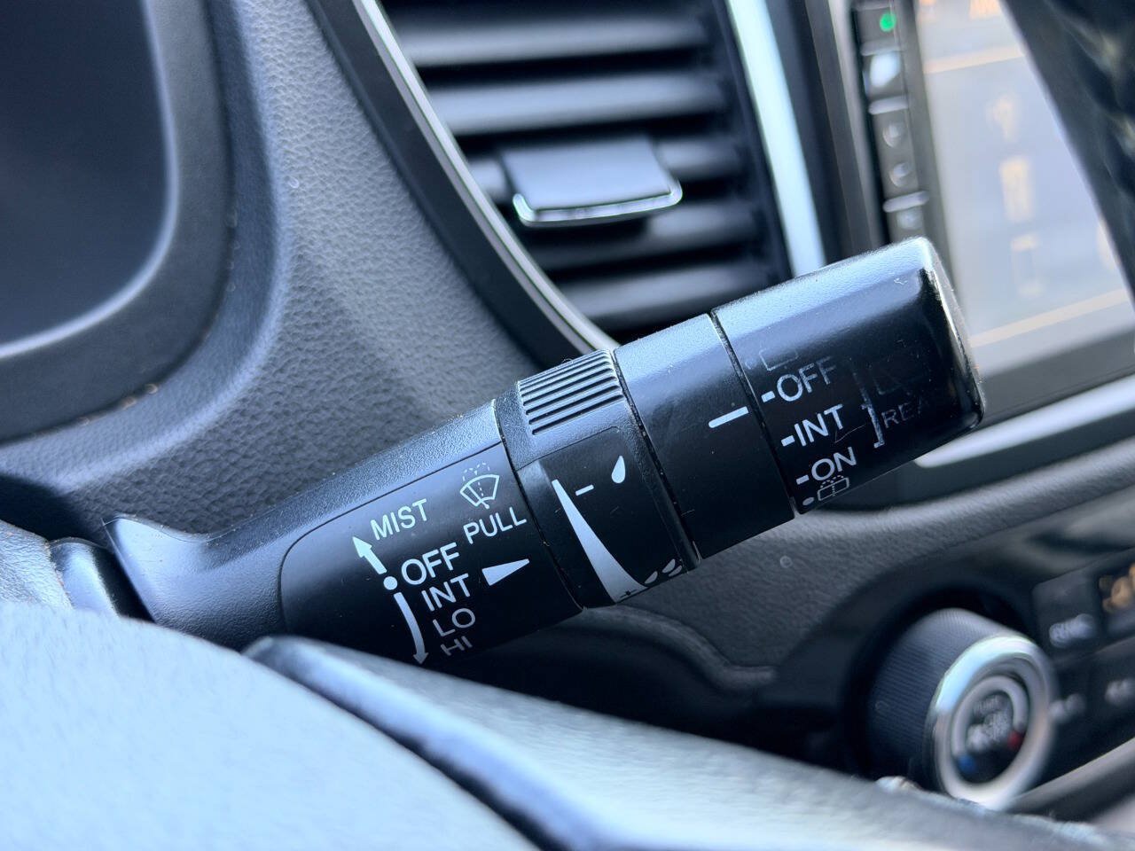 Used 2016 Honda CR-V Touring image 31