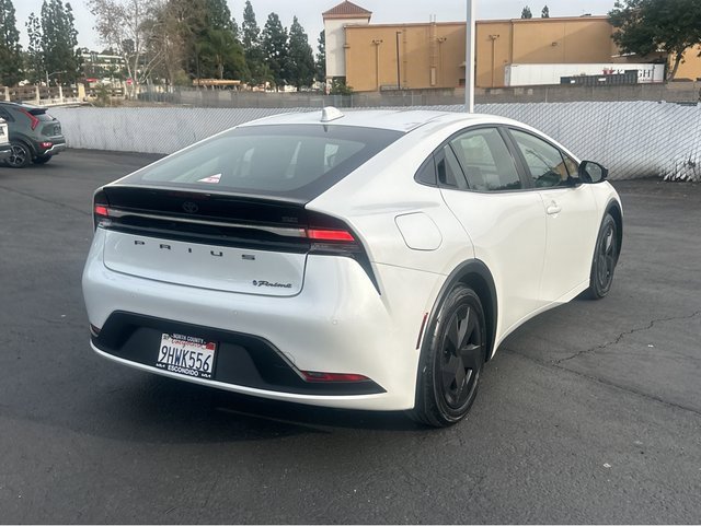 Used 2023 Toyota Prius Prime SE image 6