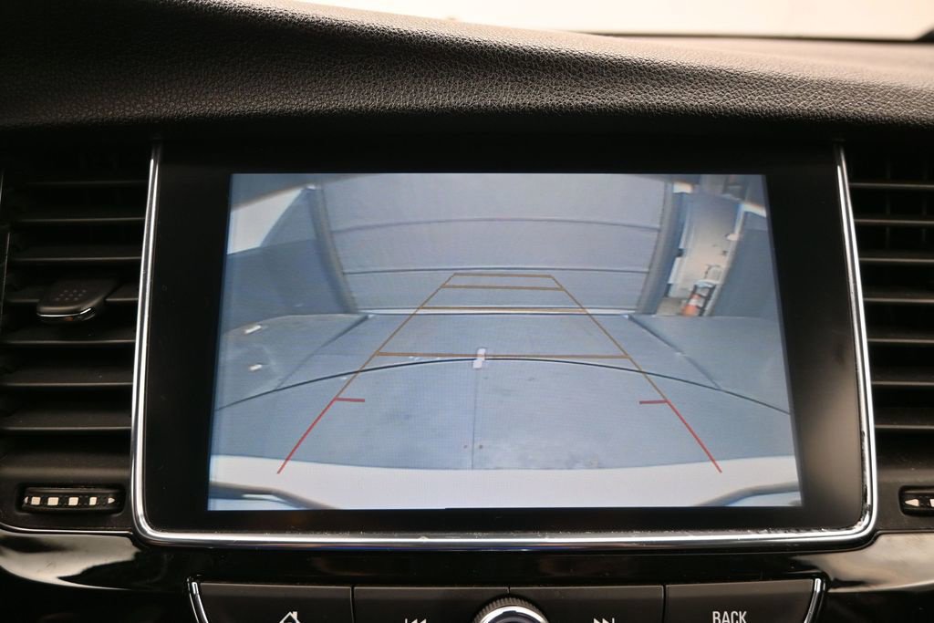 Used 2020 Buick Encore Preferred FWD image 18