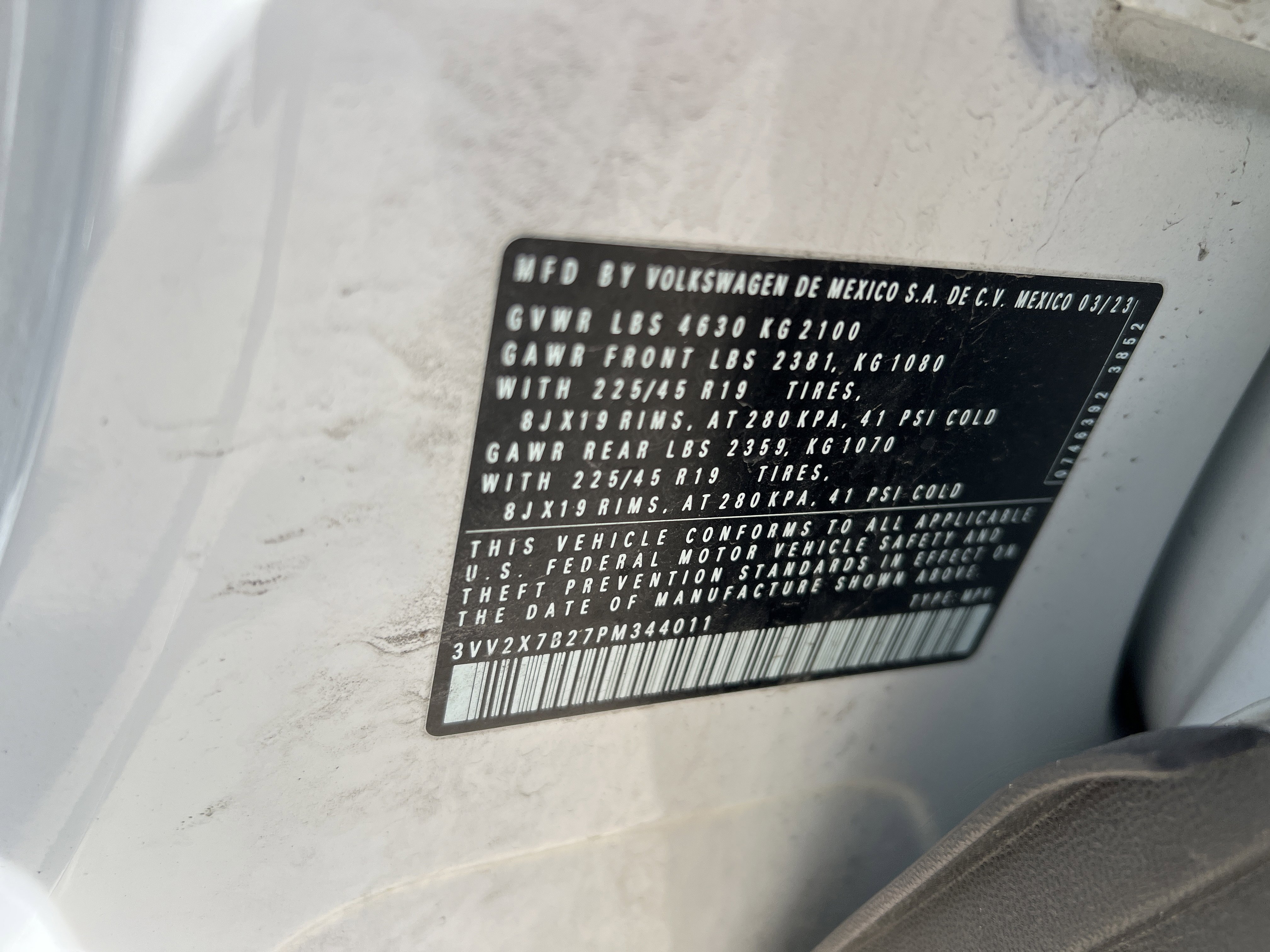 Certified 2023 Volkswagen Taos SEL image 33