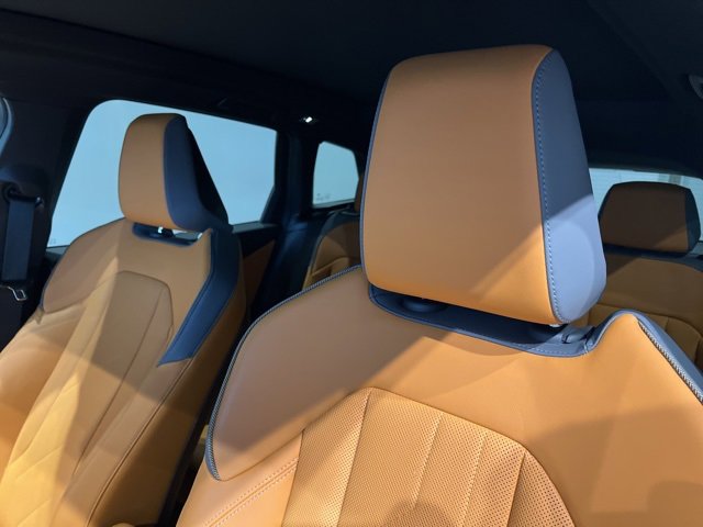 Used 2025 BMW X3 M50 w/ Premium Package image 24