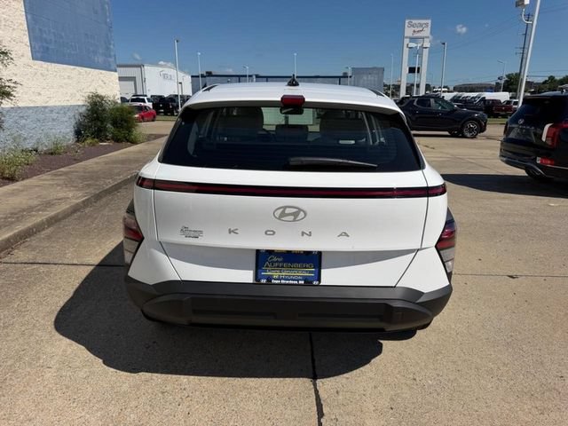New 2026 Hyundai Kona SE FWD image 4