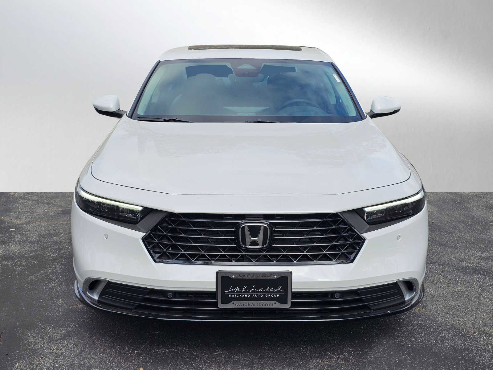 New 2024 Honda Accord Touring image 2