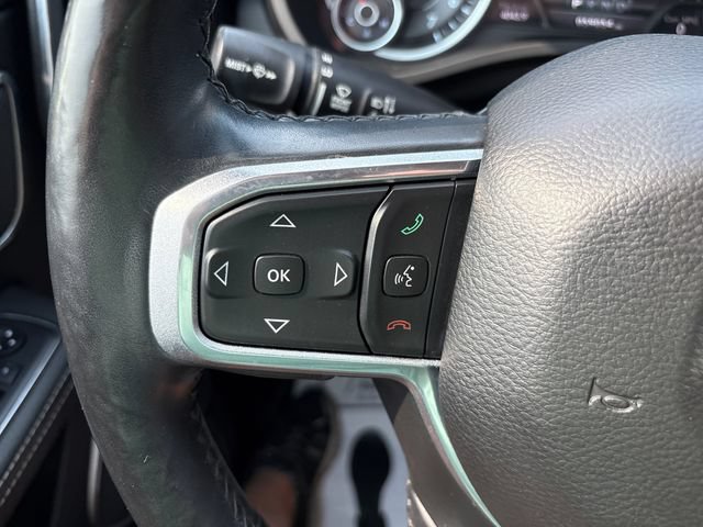 Used 2019 RAM 1500 Laramie AWD/4WD image 11