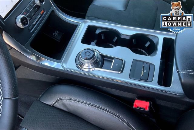 Used 2022 Ford Edge ST image 17