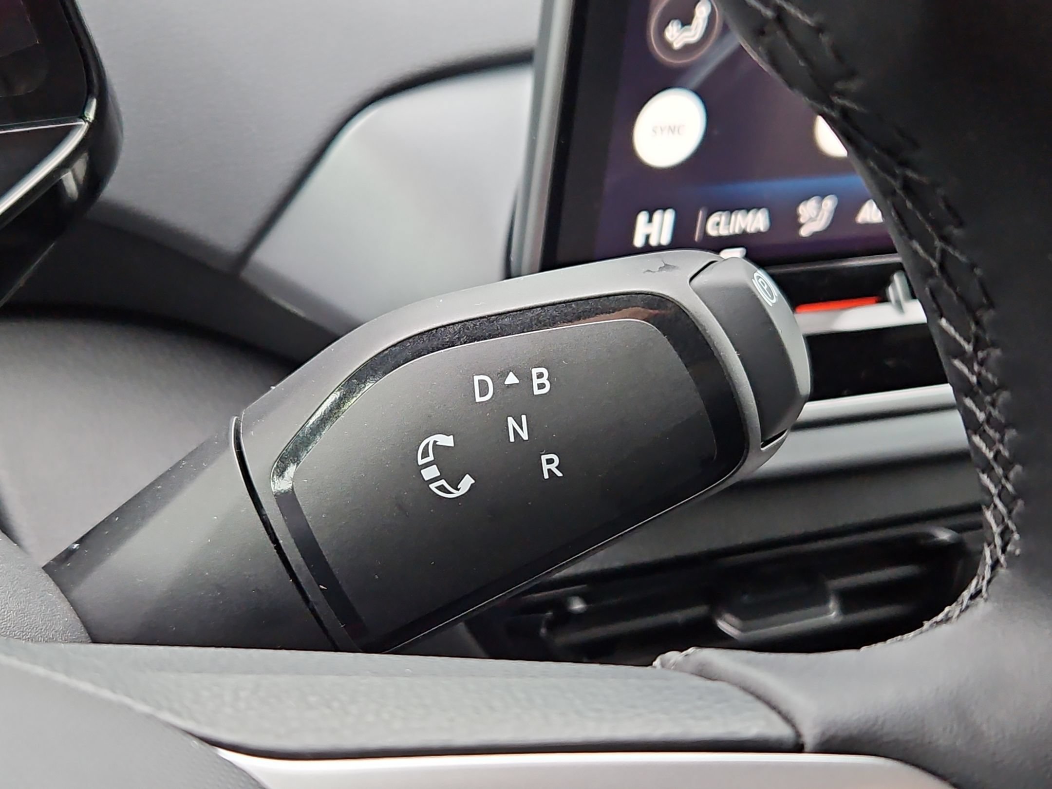 New 2026 Volkswagen ID.4 Pro AWD/4WD image 17