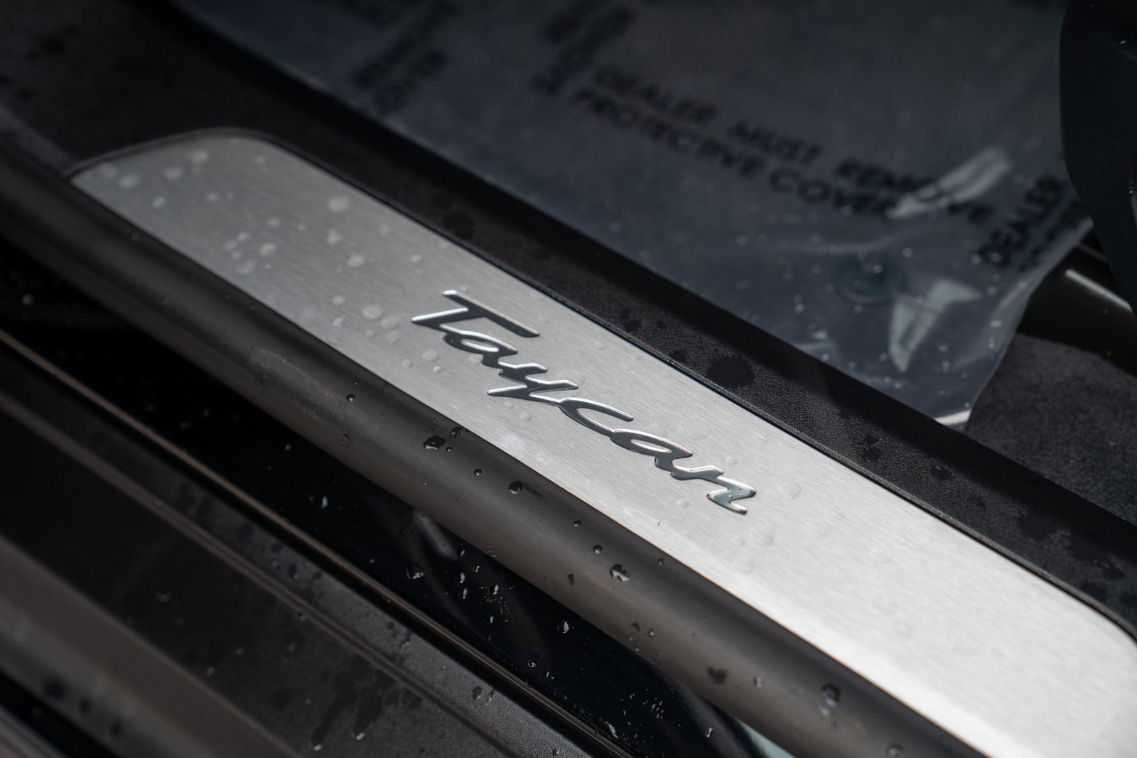 Certified 2025 Porsche Taycan image 12