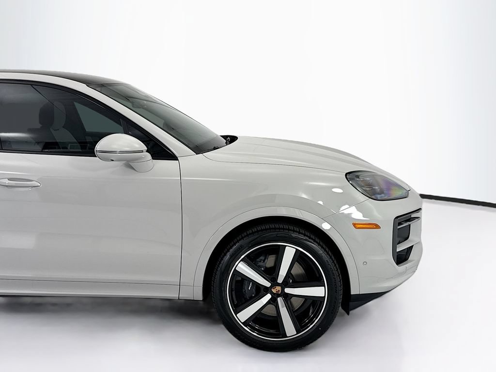 New 2026 Porsche Cayenne Coupe AWD/4WD image 11