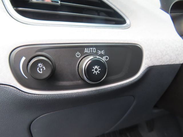 Used 2020 Chevrolet Bolt LT image 33