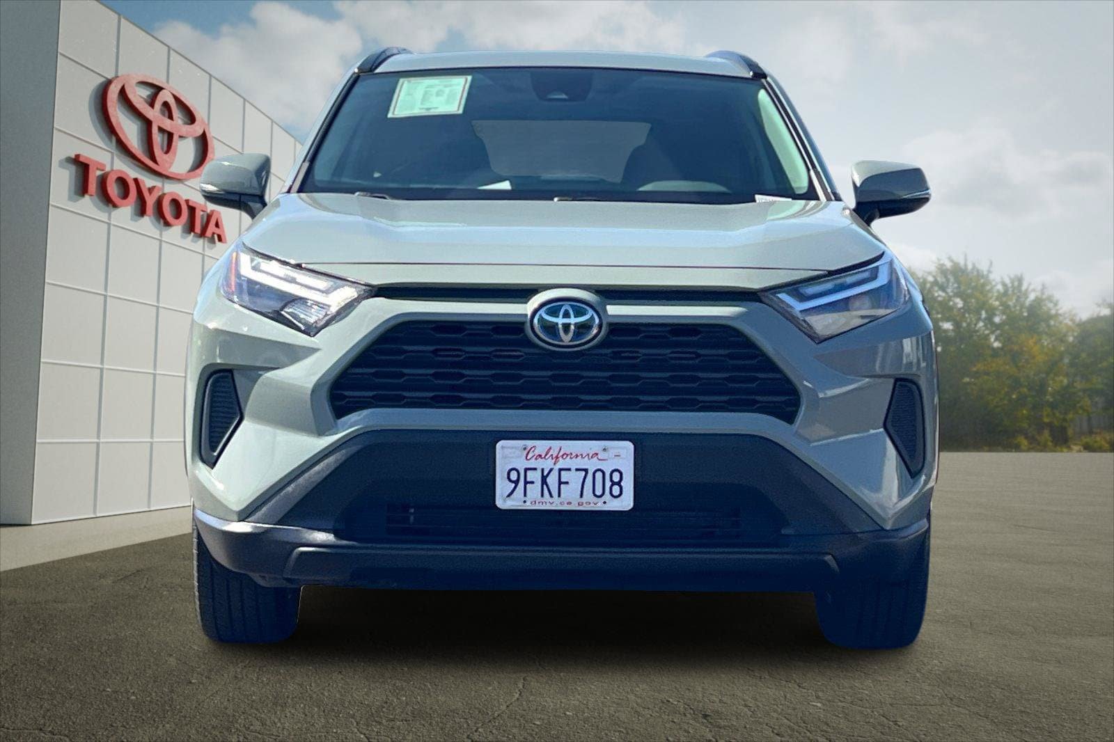 Certified 2023 Toyota RAV4 XLE AWD/4WD image 8
