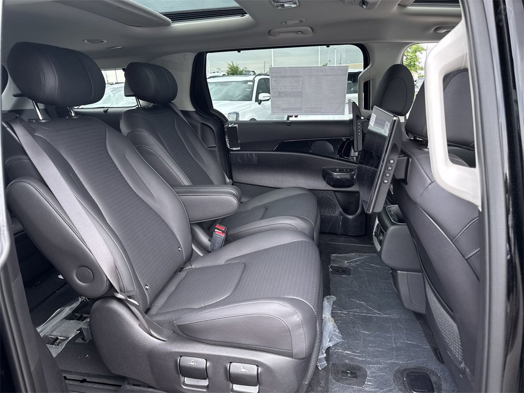 New 2026 Kia Carnival SX Prestige image 28