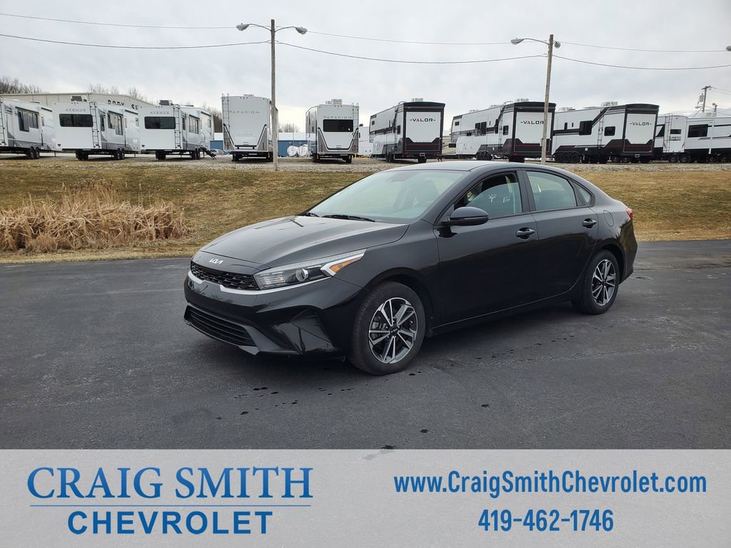 Used 2022 Kia Forte LXS w/ LXS Technology Package image 1