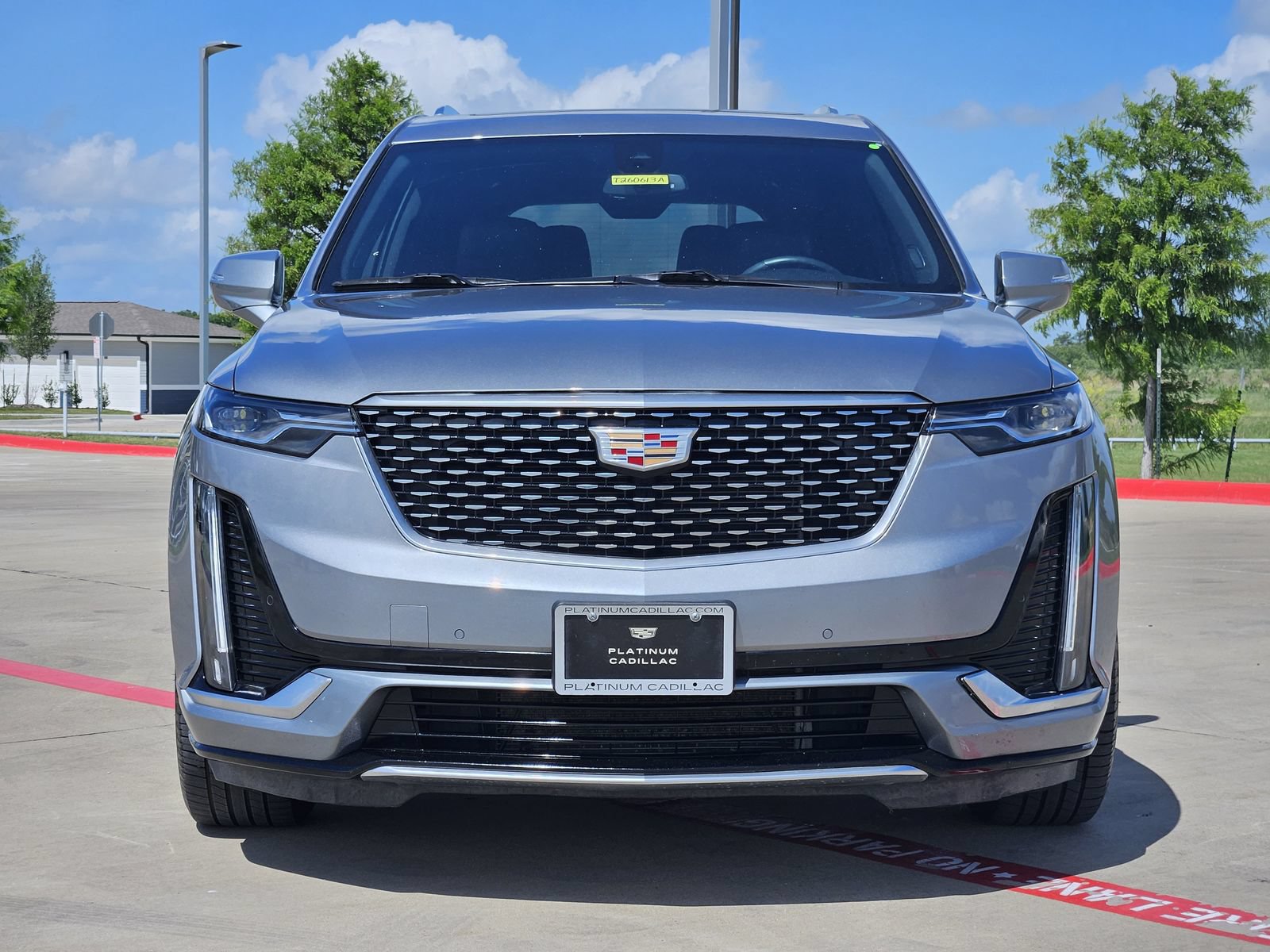 Certified 2025 Cadillac XT6 Premium Luxury FWD image 6