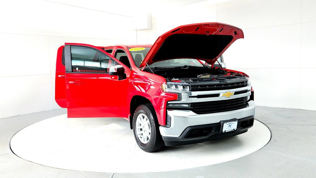 Used 2021 Chevrolet Silverado 1500 LT w/ LPO, Liner Protection Package AWD/4WD image 9