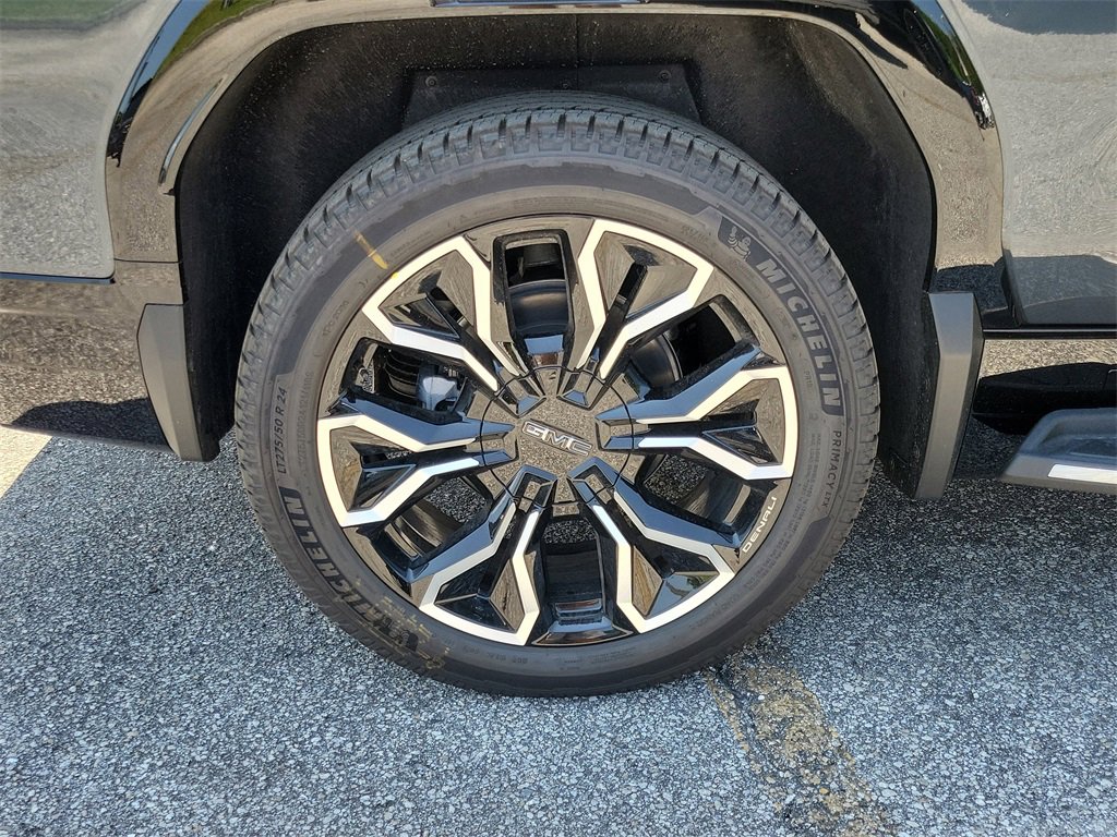 New 2025 GMC Sierra EV Denali image 4