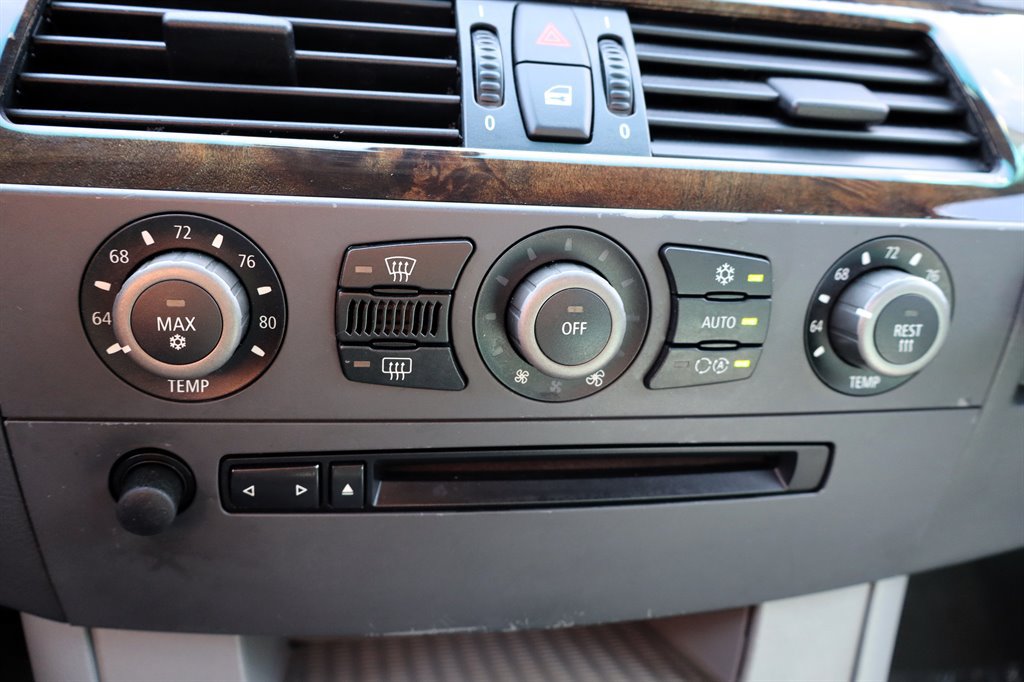 Used 2004 BMW 530i Sedan RWD image 26