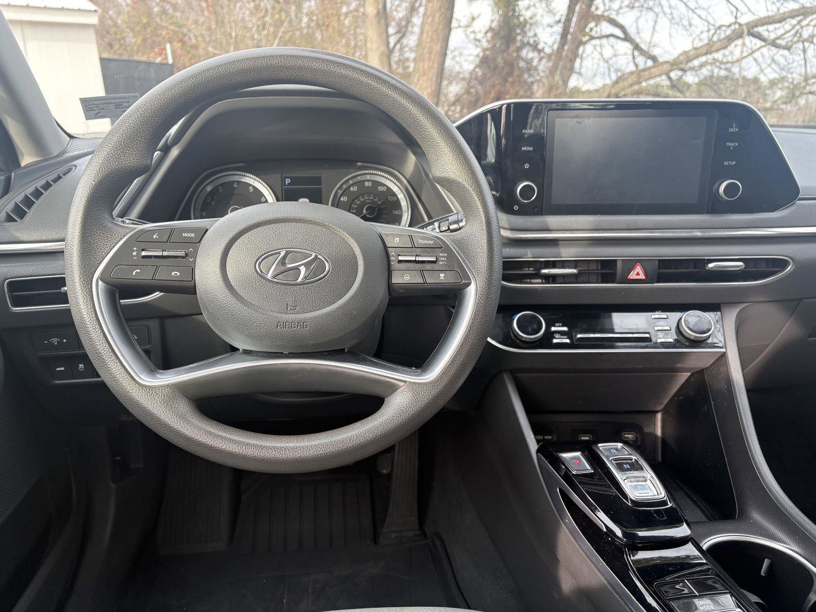 Used 2021 Hyundai Sonata SEL w/ Winter Weather Package image 20