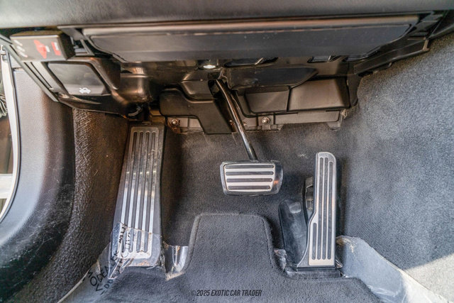 Used 2018 Cadillac CTS V w/ Luxury Package image 25