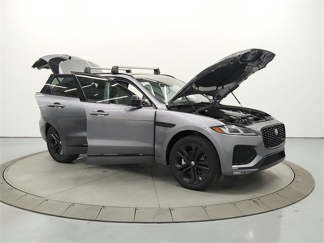 Used 2025 Jaguar F-PACE R-Dynamic S image 9