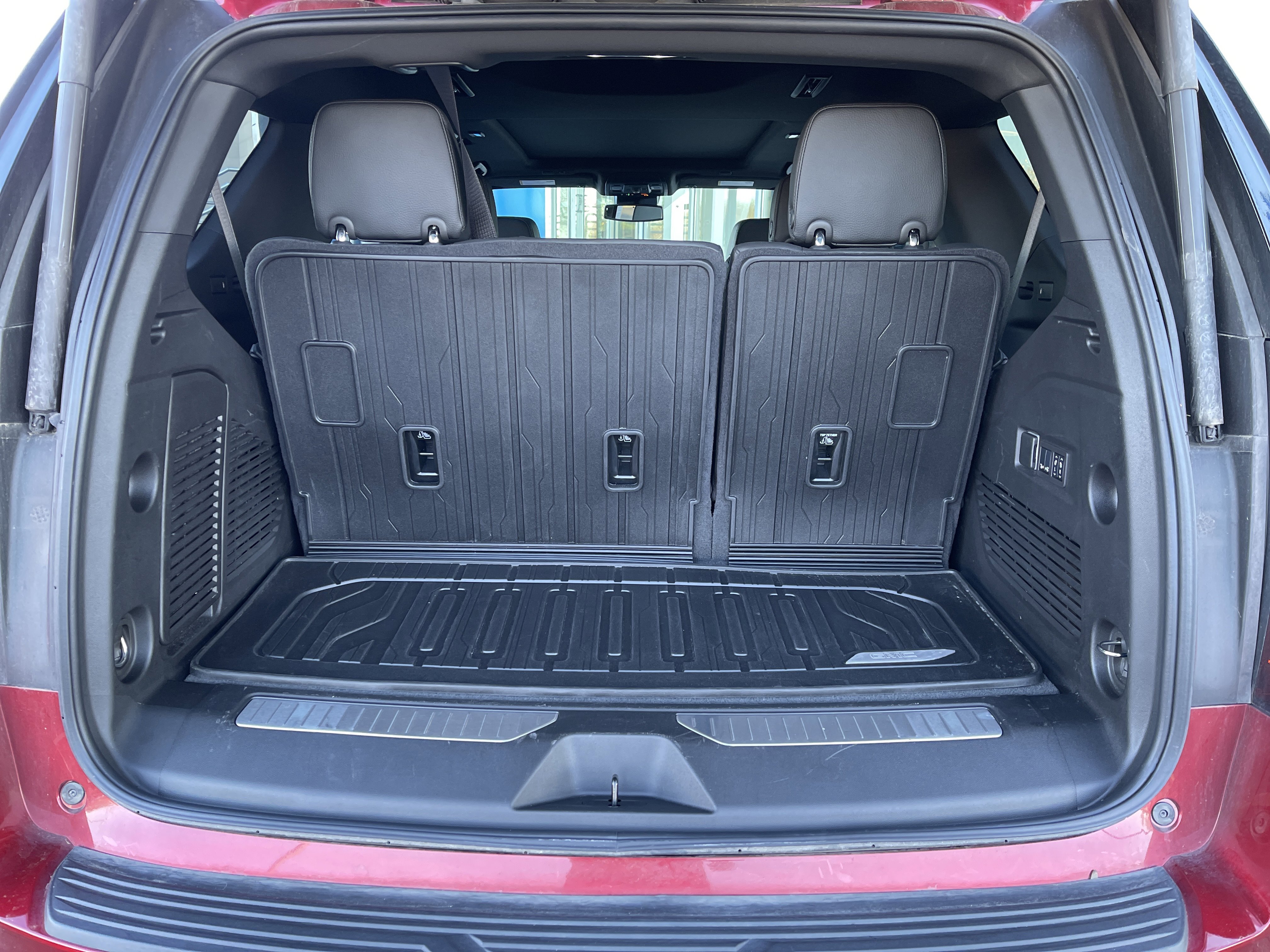 Used 2024 GMC Yukon Denali w/ Max Trailering Package image 49