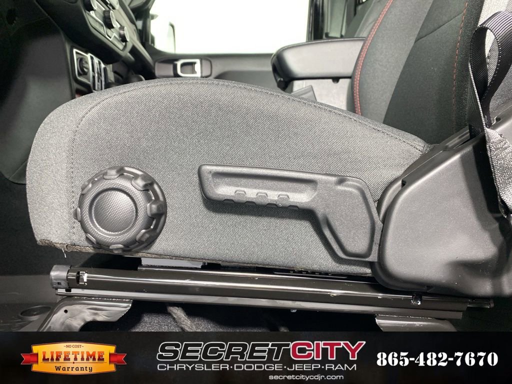 New 2026 Jeep Wrangler Unlimited Rubicon w/ Steel Bumper Group image 14