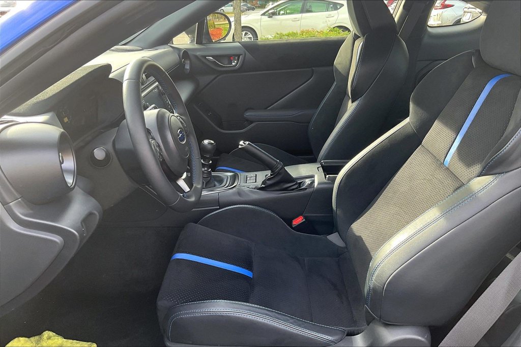 Certified 2025 Subaru BRZ tS RWD image 30