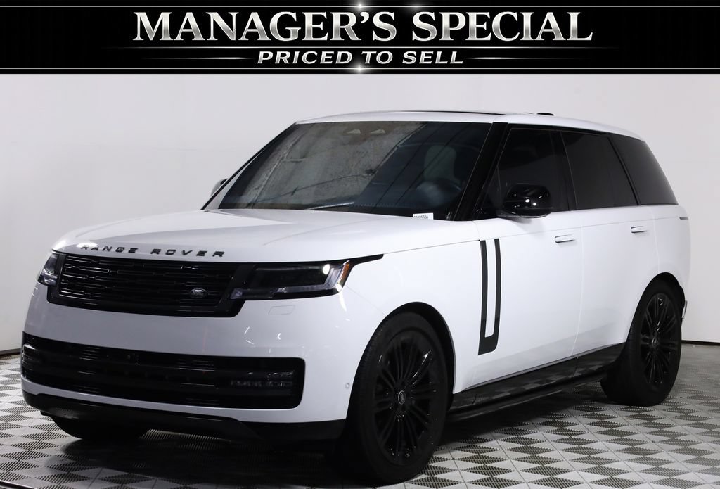 Used 2025 Land Rover Range Rover SE AWD/4WD image 3