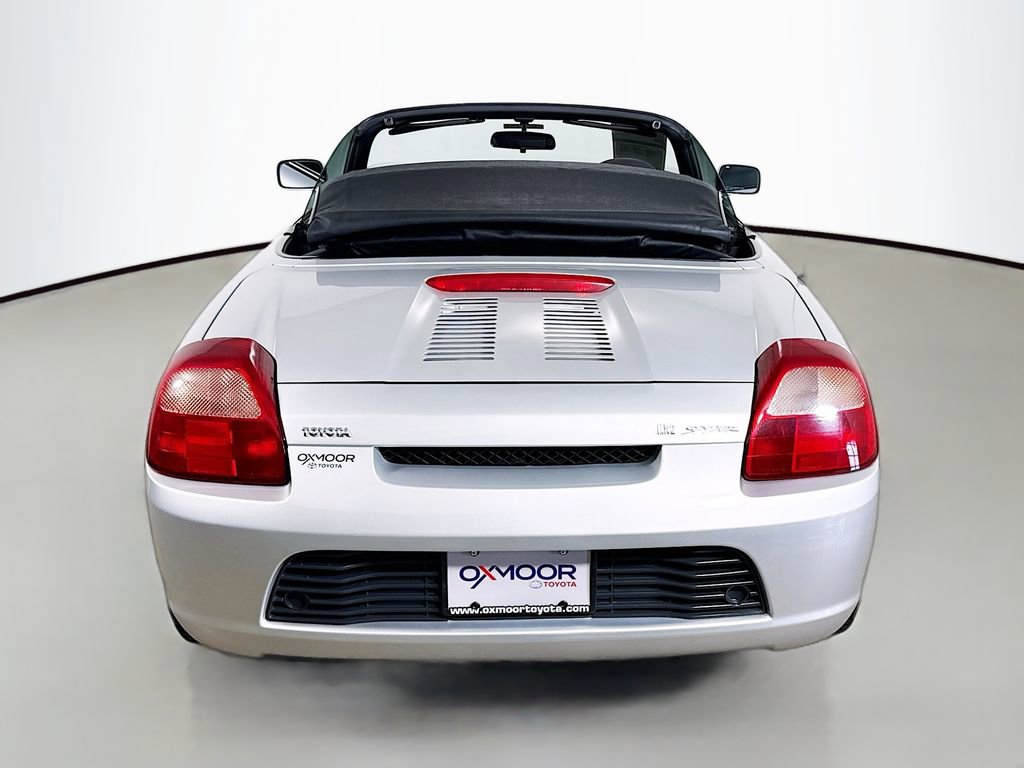 Used 2000 Toyota MR2 image 6