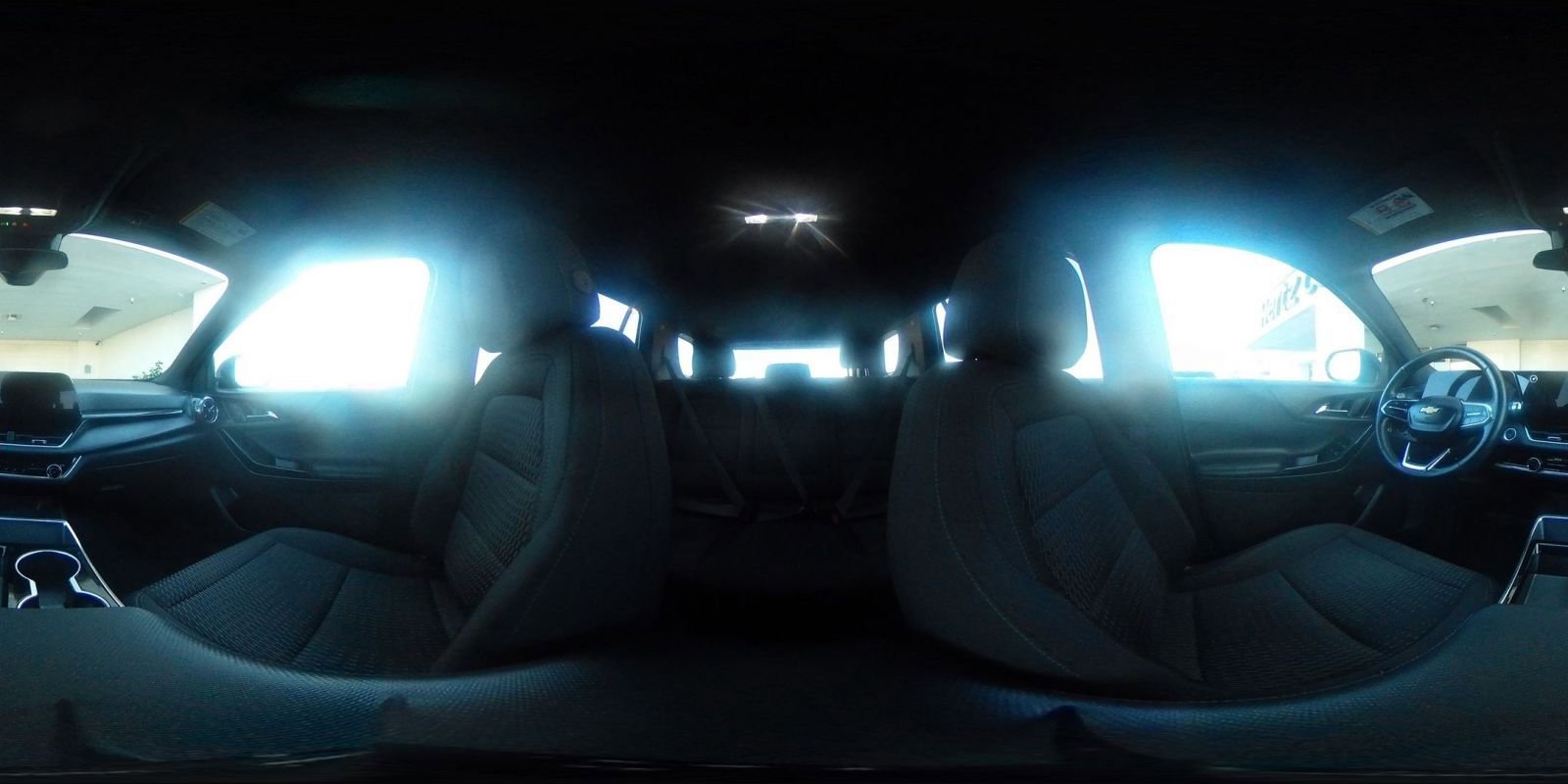 Used 2025 Chevrolet Equinox LT image 42