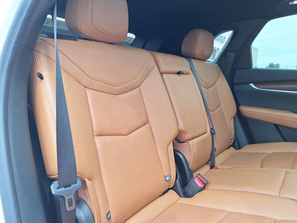 Certified 2023 Cadillac XT5 Premium Luxury w/ Technology Package image 30