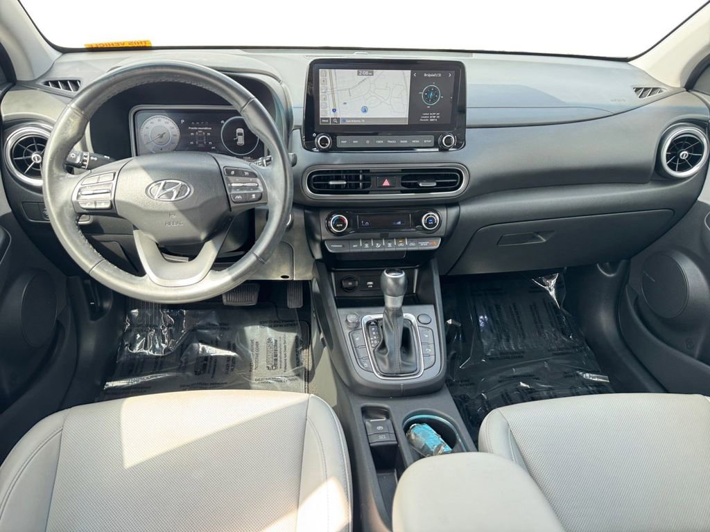 Certified 2022 Hyundai Kona Limited w/ Cargo Package FWD image 10