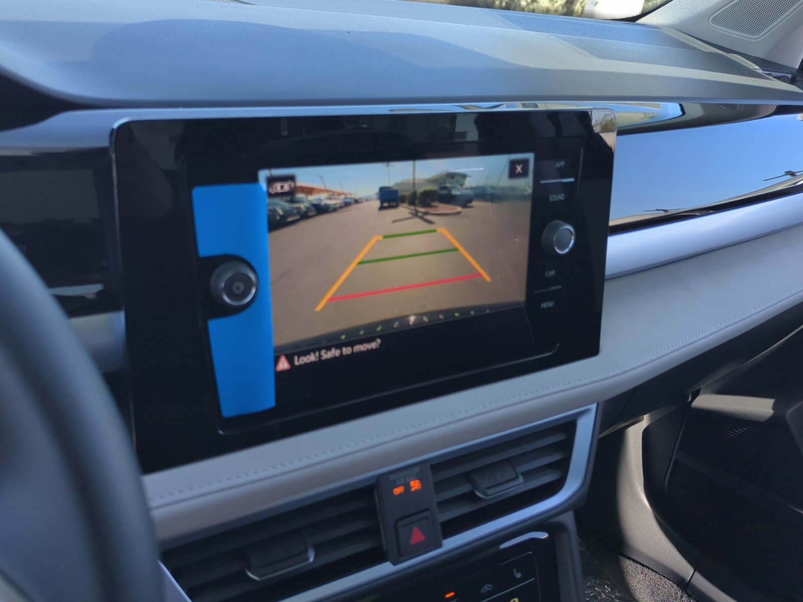 New 2026 Volkswagen Taos SE FWD image 27