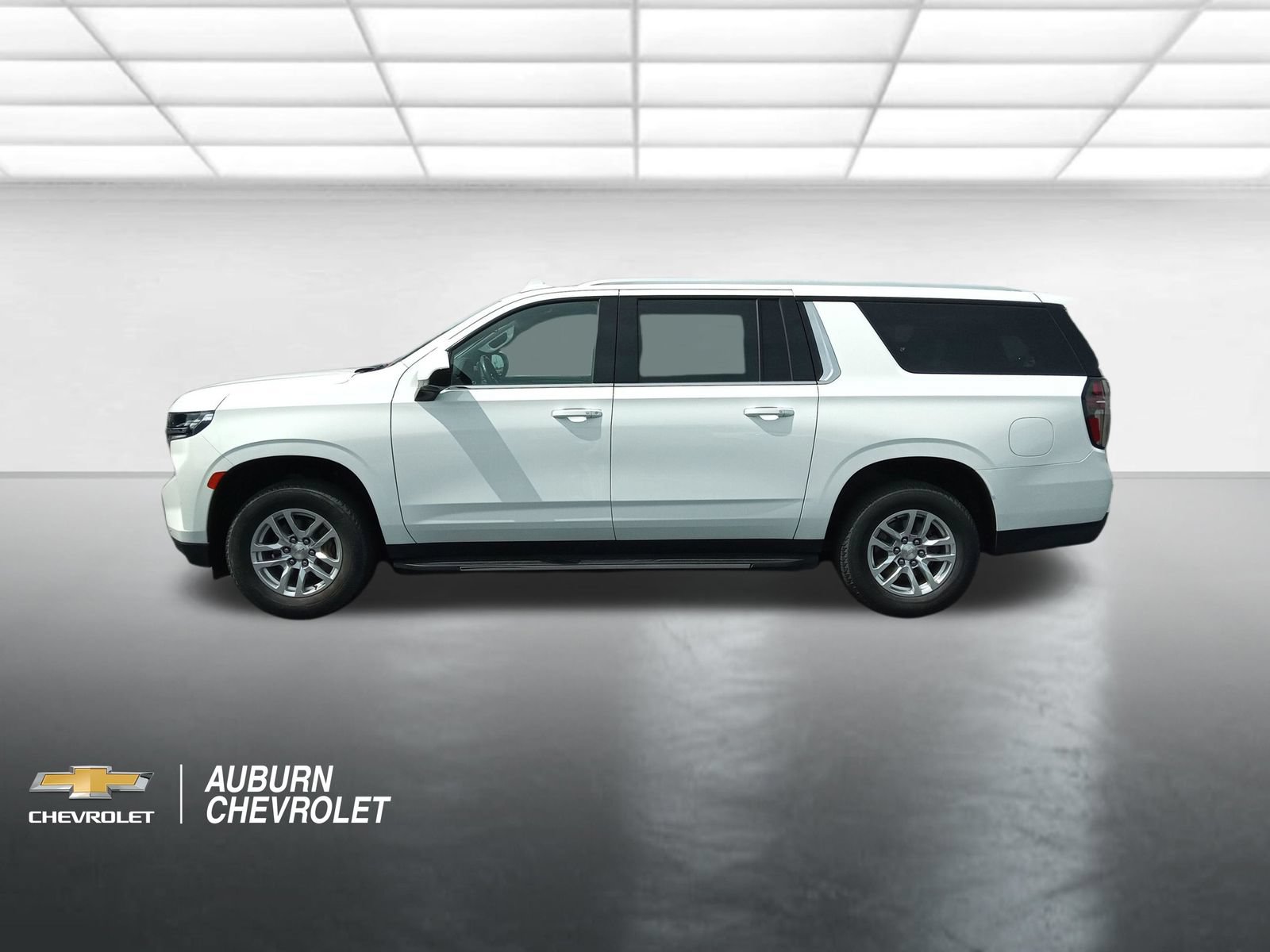 Certified 2022 Chevrolet Suburban LS AWD/4WD image 6