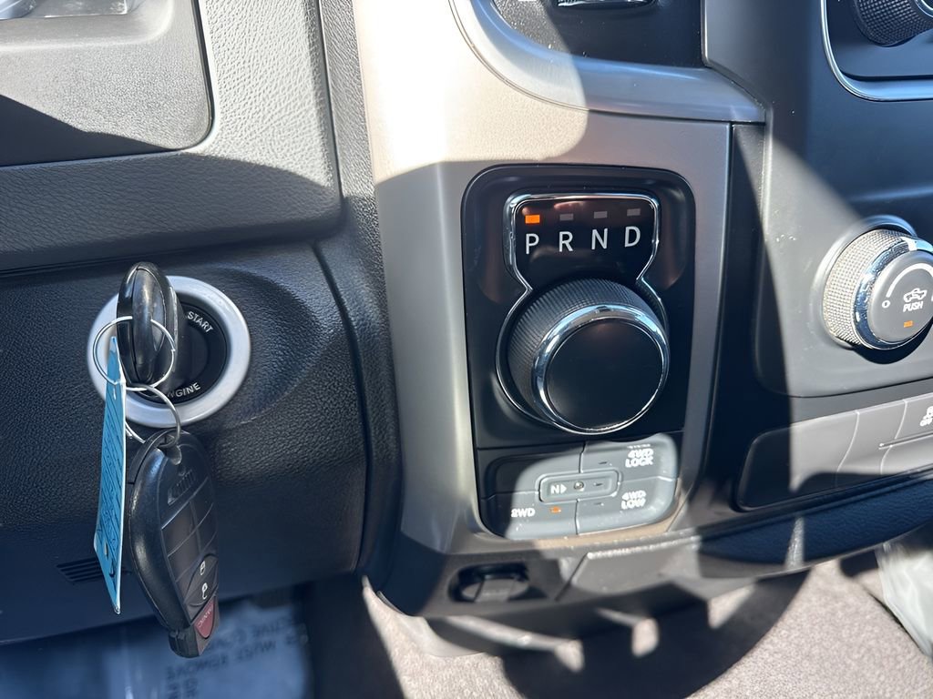 Used 2017 RAM 1500 Classic SLT image 15