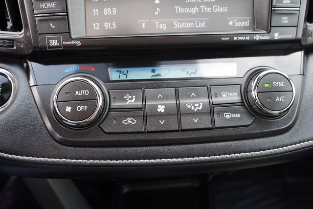 Used 2016 Toyota RAV4 Limited w/ Advanced Technology Package image 29